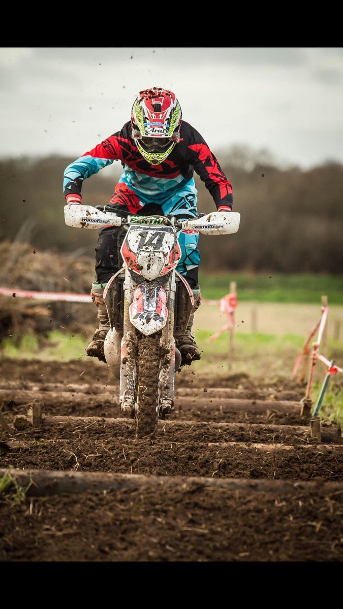 dankneen14's tweet photo. Great day out at the enduro, thanks to everyone who put it on great job, plenty’s of laughs between too.@GezIOM Photo’s #mudplugging https://t.co/V9zYnlnzXy