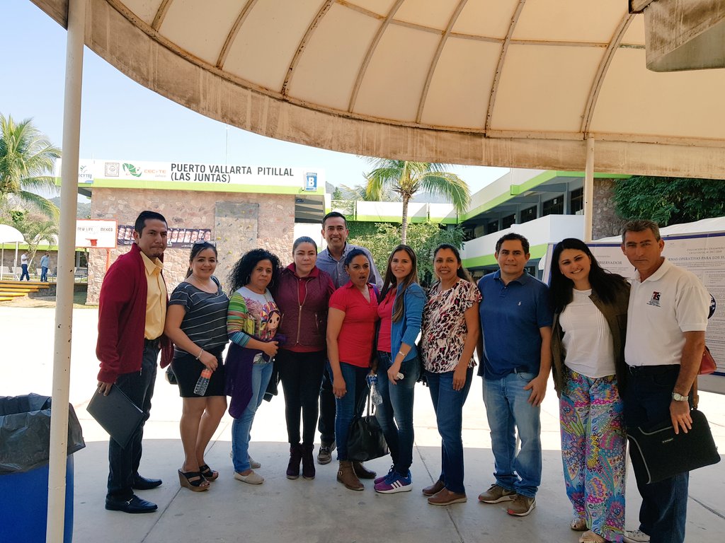 garamda74's tweet photo. #Evaluacióndeldesempeño  #ReformaEducativa #Cecytej Coapinole Pto. Vallarta Educ Básica y Ems presentes, enhorabuena y felicidades @PacoAyon @AristotelesSD mucho éxito #JaliscoSigueAvanzando https://t.co/new2M6A1s4