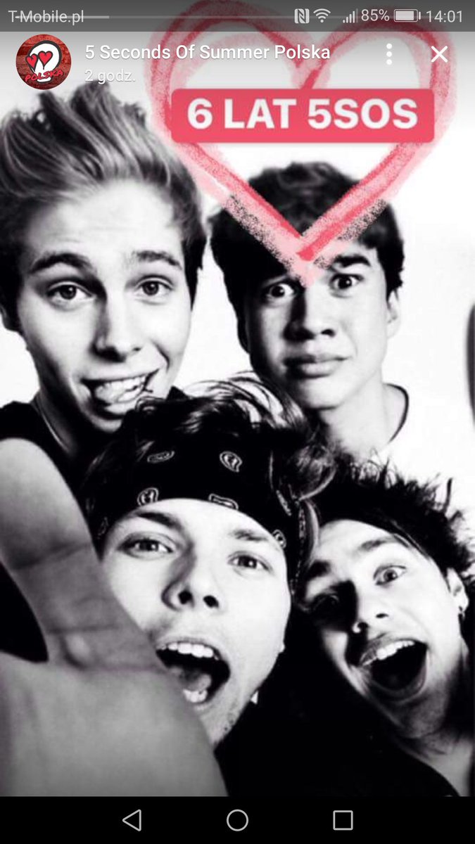Hood9696's tweet photo. Happy Birthday Boys... 6 years... Beautiful number ❣️I hope you will be with us as long as possible. I love you 6 years ago, I love you now and I will love to the end 💞💣 #6YearsOf5SOS #5SecondsOfSummer #HappyBirthday https://t.co/grAVDUAHSY