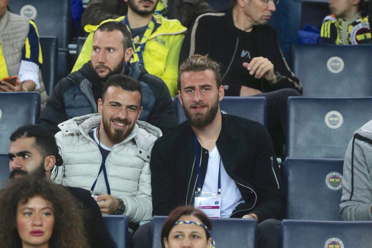 karakocc10's tweet photo. Bütün takımın ayağına sağlık DEVAM 💪💪 #fenerbahçe https://t.co/zP3ZdOI5xa