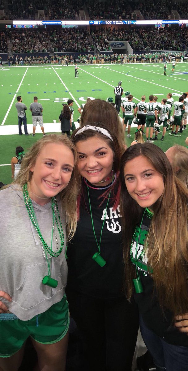 RountreeCece's tweet photo. sad the seasons over but so proud of how far our boys came #leftalegacy #sen18rs #firstherebesthere https://t.co/ZOPJMqqFf3
