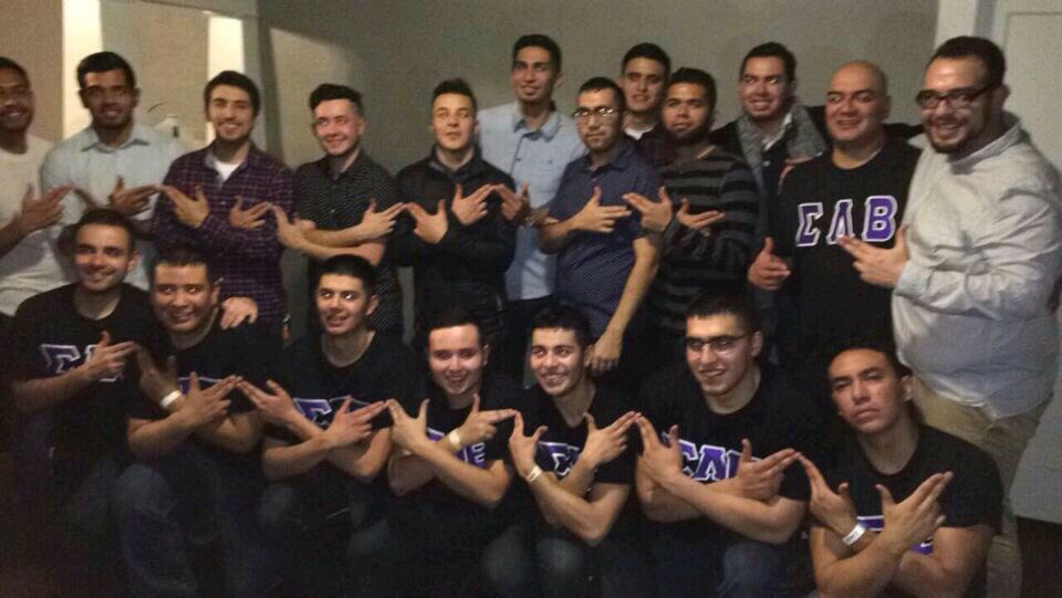 Ricard_og's tweet photo. Can’t believe it’s been a year! Happy Betaversary to my LBs! Words can’t describe the love I have for y’all. #tauline #ΥΒ #ΣΛΒ https://t.co/4CcokkhXUn