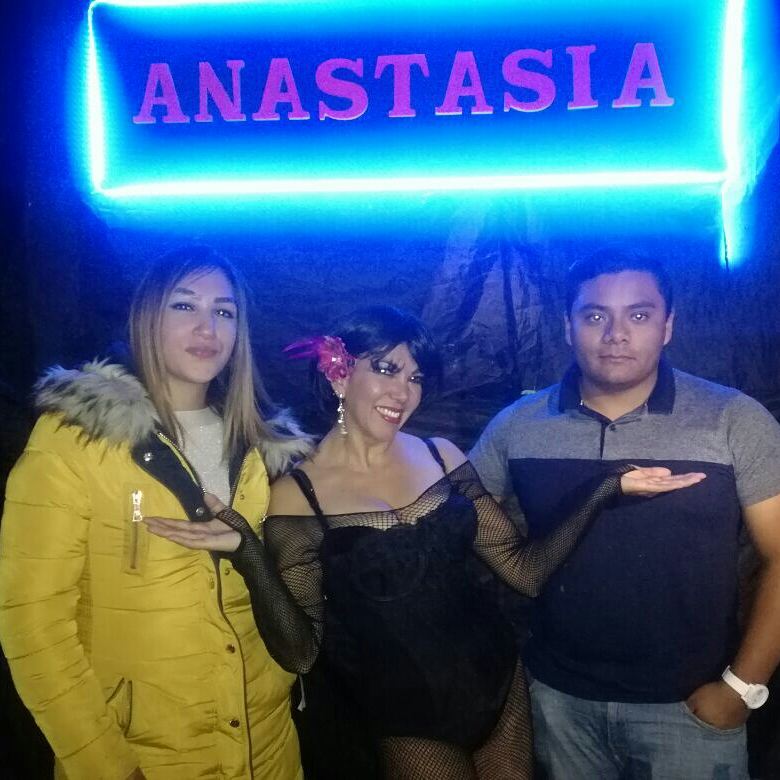 AnastasiaObra's tweet photo. Ellos nos acompañaron a nuestro penúltimo día y tú? No te pierdas la última oportunidad para ver @AnastasiaMT en @MicroTeatroMex #PorChingar a partir de las 7:10 con @EdFernandoMtz y @xochpato https://t.co/aU1Omplyri