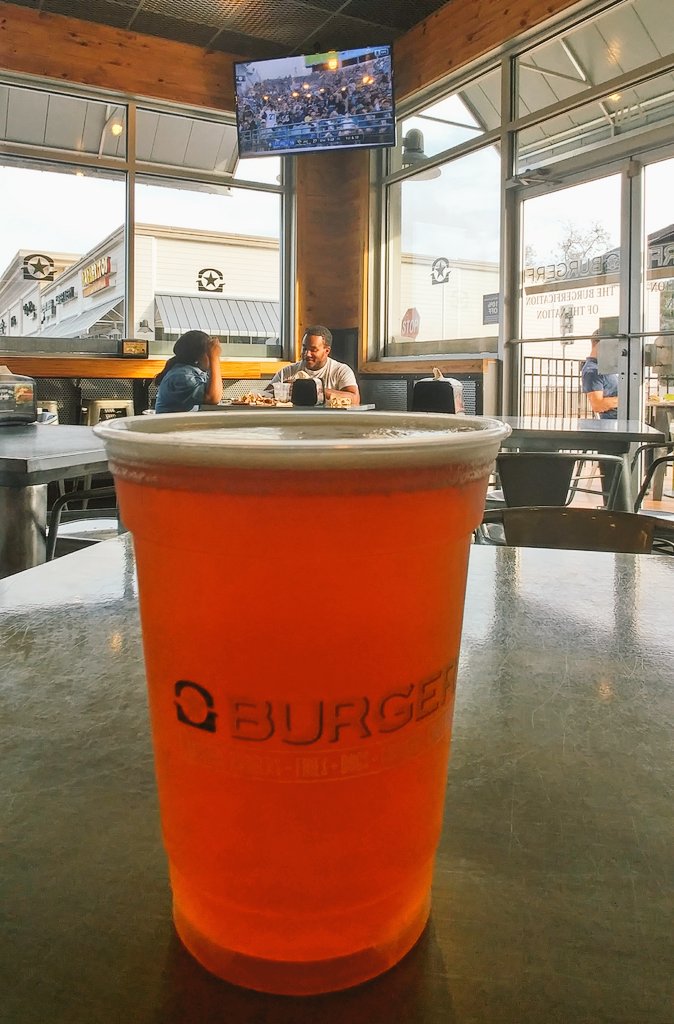 DannyAller's tweet photo. When you can't make it to @GrassLandsBrew and you really want a Hopline Bling IPA, @BURGERFI Tallahassee has you covered 7 days a week. #FlagshipIPA #TLHBeer #DrinkLocal https://t.co/NQXpV8k7d6