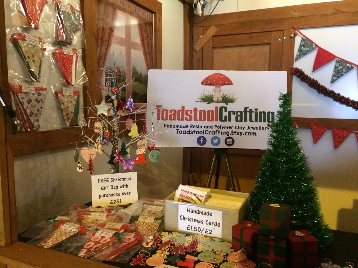 ToadstoolCraft2's tweet image. #HandmadeHour just finished selling at my first 2 week Christmas Market, what a great experience it was!