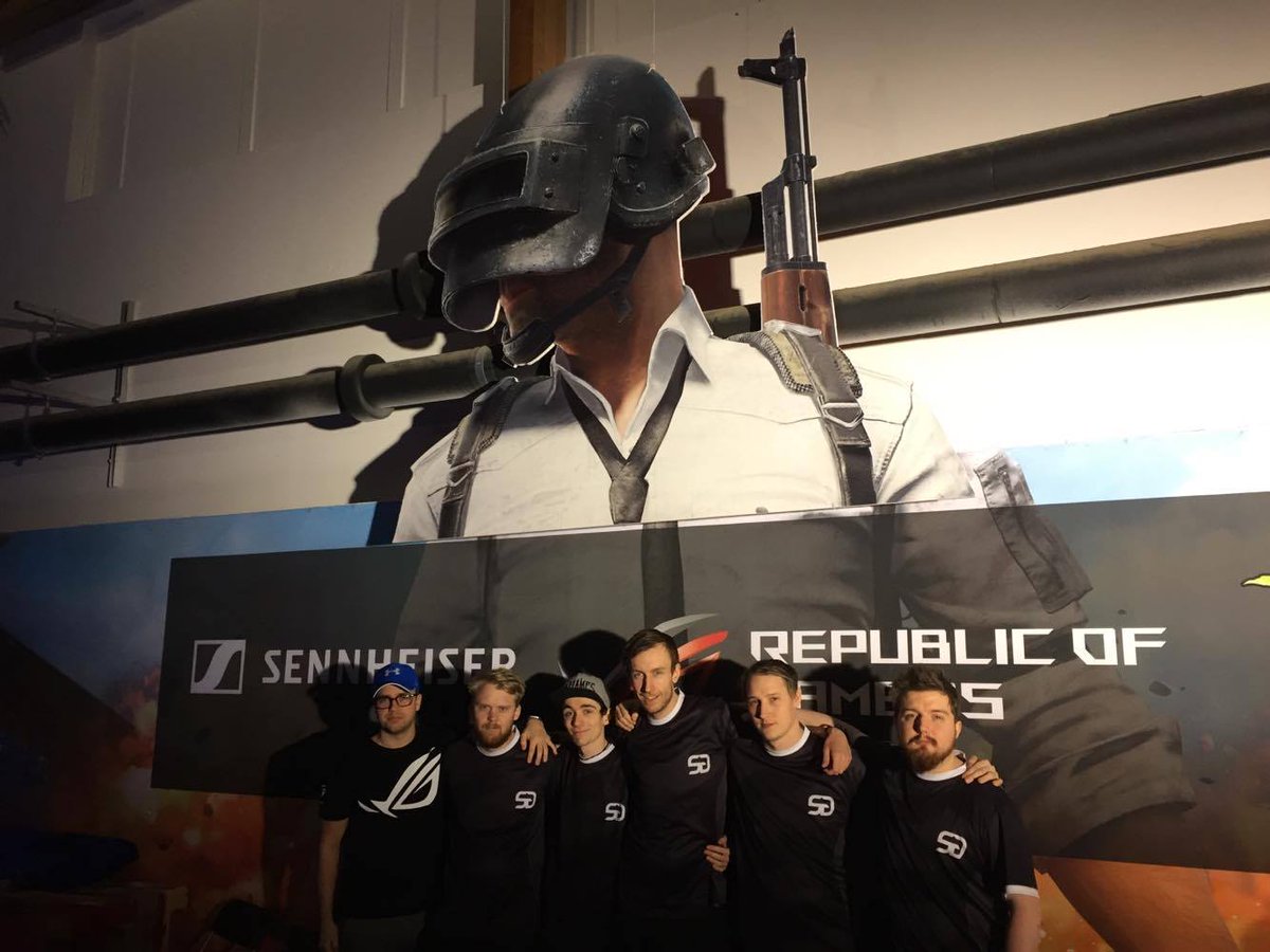 Im so proud of my guys this weekend, what a show! We came here as unknown for many and we leave with confidence and a name out there! <a href="/OfficialPjeh/">Pjeh</a> <a href="/Littlefix_/">Littlefix</a> <a href="/Emdeez2/">Emdeez</a> <a href="/phearix/">phearix</a> <a href="/enactv/">Enac</a> you guys amazed me! And thanks for all the support <a href="/spettgaming/">Spettgaming</a> spetts and spettøs! We love u!