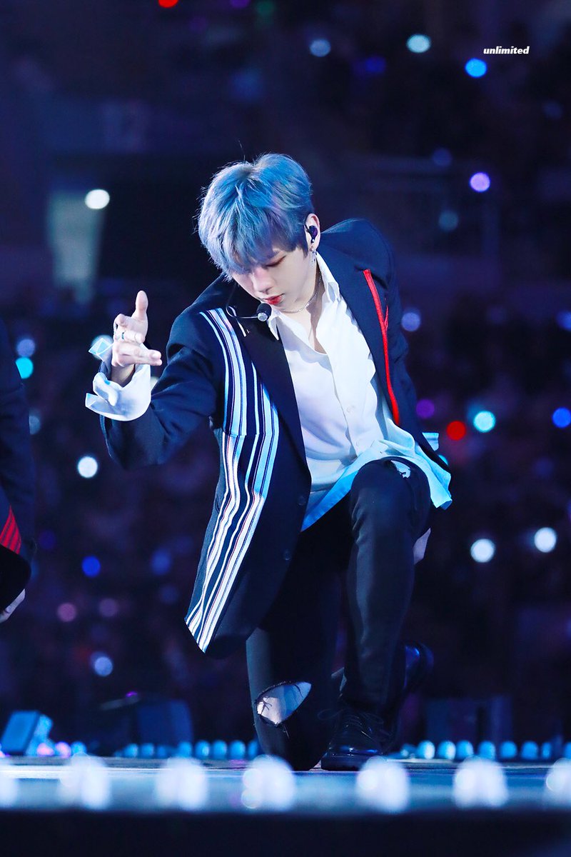 unlimited_dn's tweet photo. 171202 MMA #강다니엘 #워너원 https://t.co/RGpDSvYWtQ