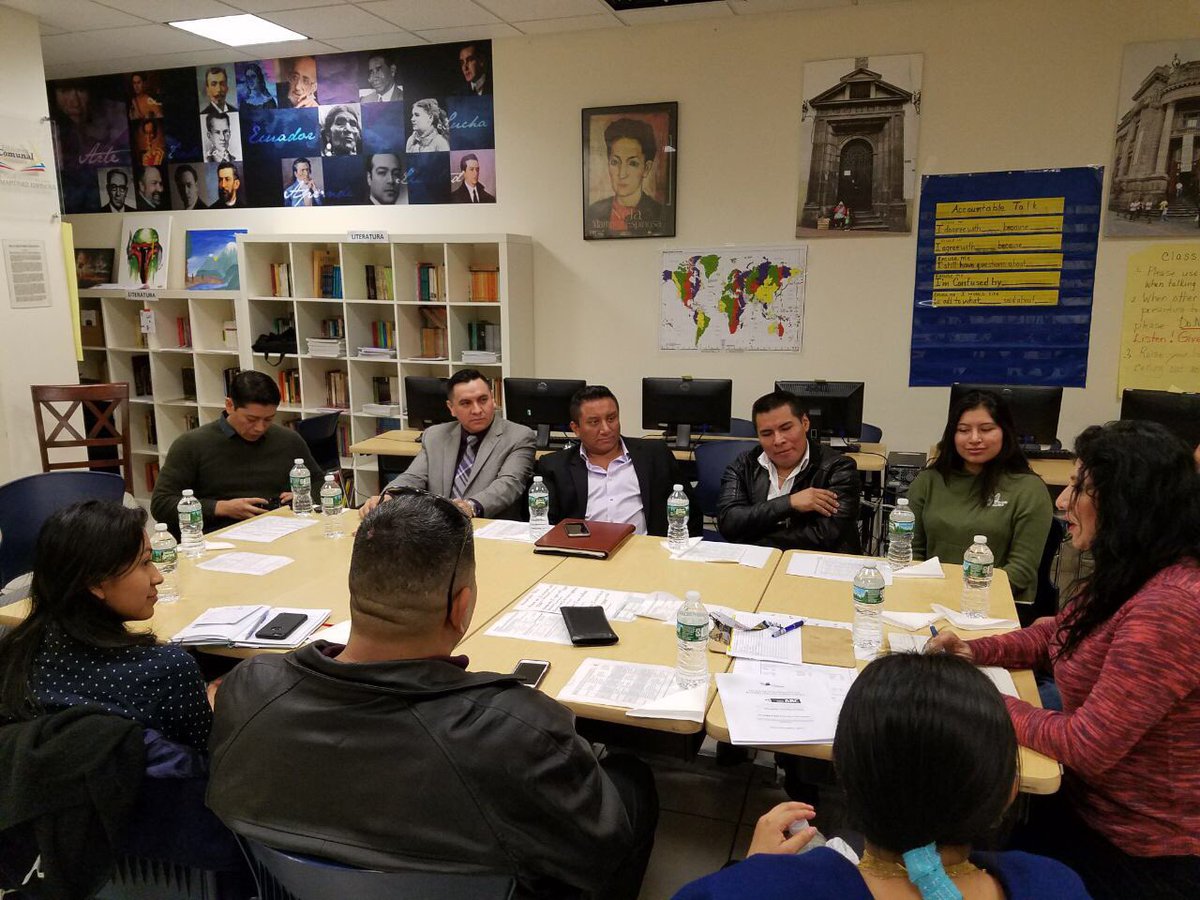 lindamachuca's tweet photo. Buena reunión hoy con representantes de radios y redes sociales de gran alcance con nuestra comunidad migrante. Un esfuerzo conjunto para informar mejor a nuestros compatriotas en NY!#RadioExtrema #EcuaCuy #TamboStereo #RadioImpacto #EcuaAmbatoRadio #ExplosionHits #LaRadioDeModa https://t.co/XmSLGZiyO1