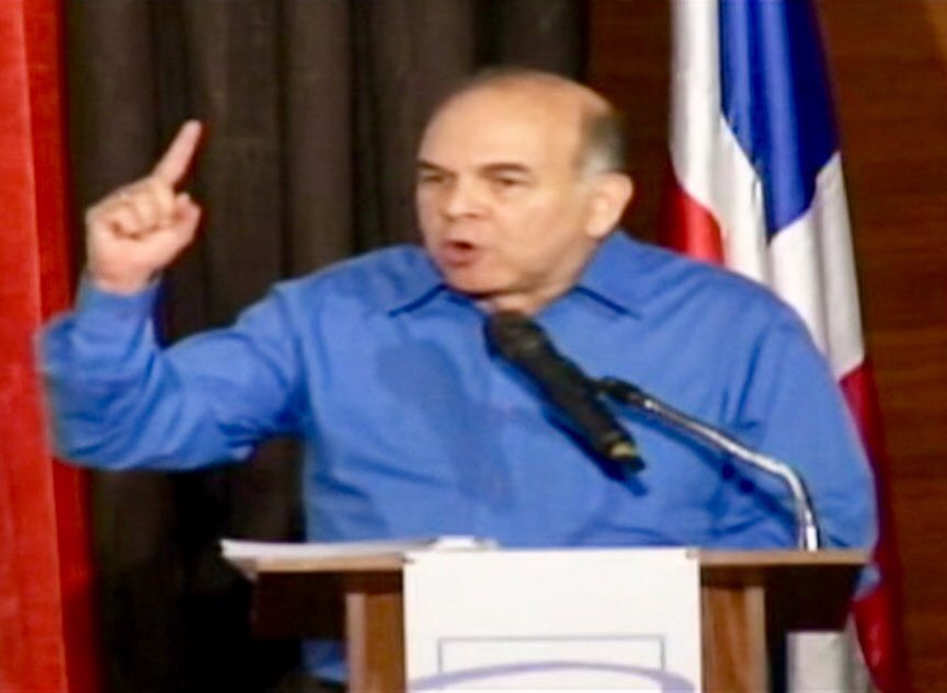 FNPoficial's tweet photo. 2)Momentos del vibrante Acto Presentación del  #MovimientoTricolor para la Defensa de la Soberanía! Que viva nuestra República Dominicana!
Que vivan nuestros Padres de la Patria,Héroes y Heroínas que la fraguaron,en gloria!Que viva por siempre nuestro lema:Dios,Patria y Libertad! https://t.co/vAJNb425kK