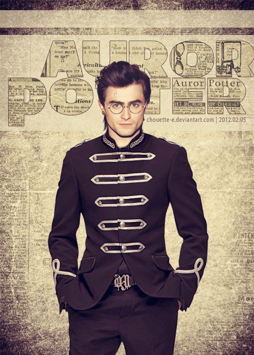 Harry James Potter:<a href="/Potterluxs/">Hᴀʀʀʏ Pᴏᴛᴛᴇʀ</a> 
-Líder Sede de Aurores

•Habla Parsel
•Valiente
•Actitud de líder
•Astuto y bueno en duelos