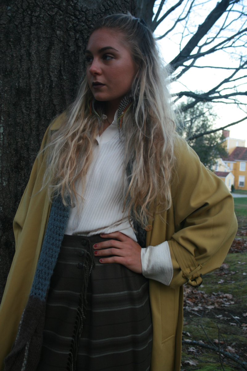 JuliaLuffArt's tweet photo. The shoot was inspired by the drape and layering of the vintage garments as well as the beauty of the New England landscape! https://t.co/5kOt8taGsu