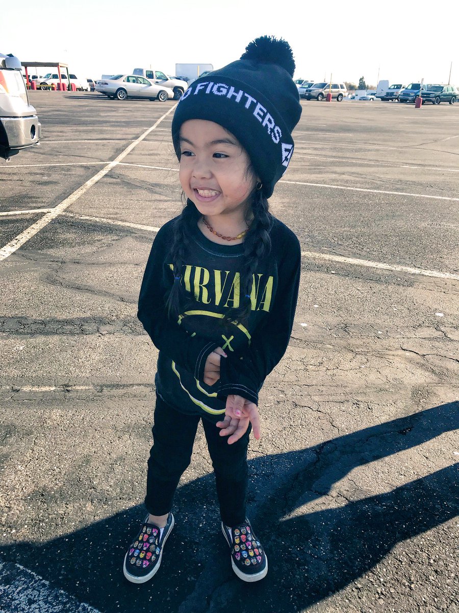 ohn9ne's tweet image. I want to be sad that Haidyn isn’t a baby anymore but I stop because I’m raising the raddest fucking kid I know . Life with her keeps getting better and better .