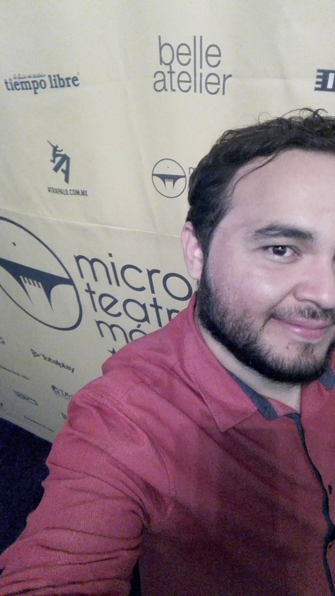 hectorherreramx's tweet photo. @MicroTeatroMex De paso, quiero agradecer a título personal a los amigos, artistas y creadores que fueron generosos conmigo, a las obras con las que tuve el gusto de ayudar y compartir mi trabajo, y al staff de @MicroTeatroMex por las oportunidades. Fue una gran temporada. #PorChingar https://t.co/1F22aIyuTn