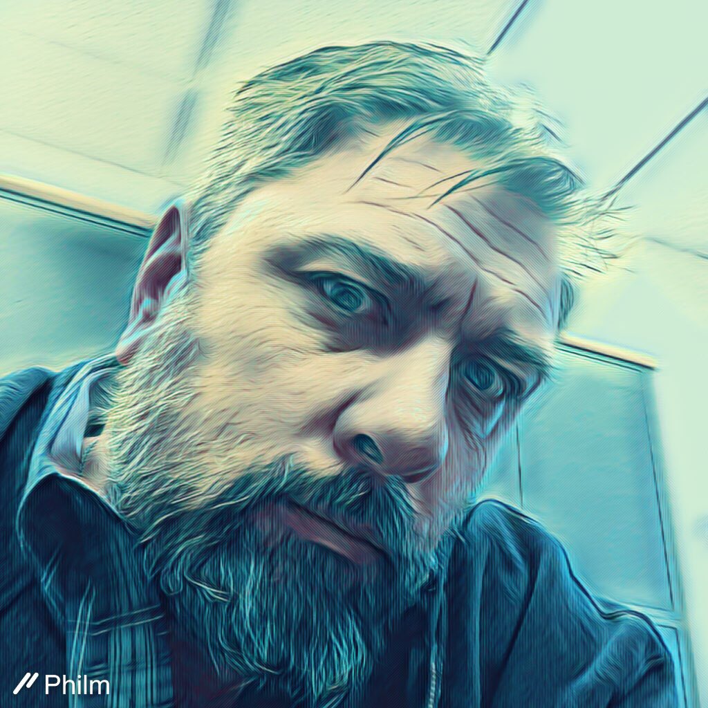 CLalevee's tweet photo. #NoShaveNovemeber went well! Gonna keep it going a little longer. #raisedmoney #fcancer https://t.co/lYXJuj59Lw