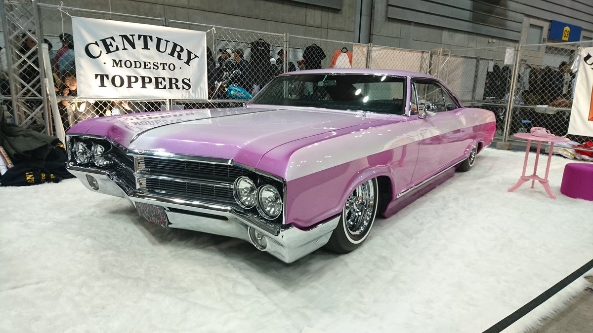 halnofsky's tweet photo. 通勤電車で昨日の
HOT RODCUSTOM SHOWで撮った大量の写真をスマホで見ながらニヤニヤしてる
朝から怪しい人になってる
#hrcs #hrc2017 #hrcs2017
#mooneyes #ホットロッドカスタムショー https://t.co/FVKhUVLKBY