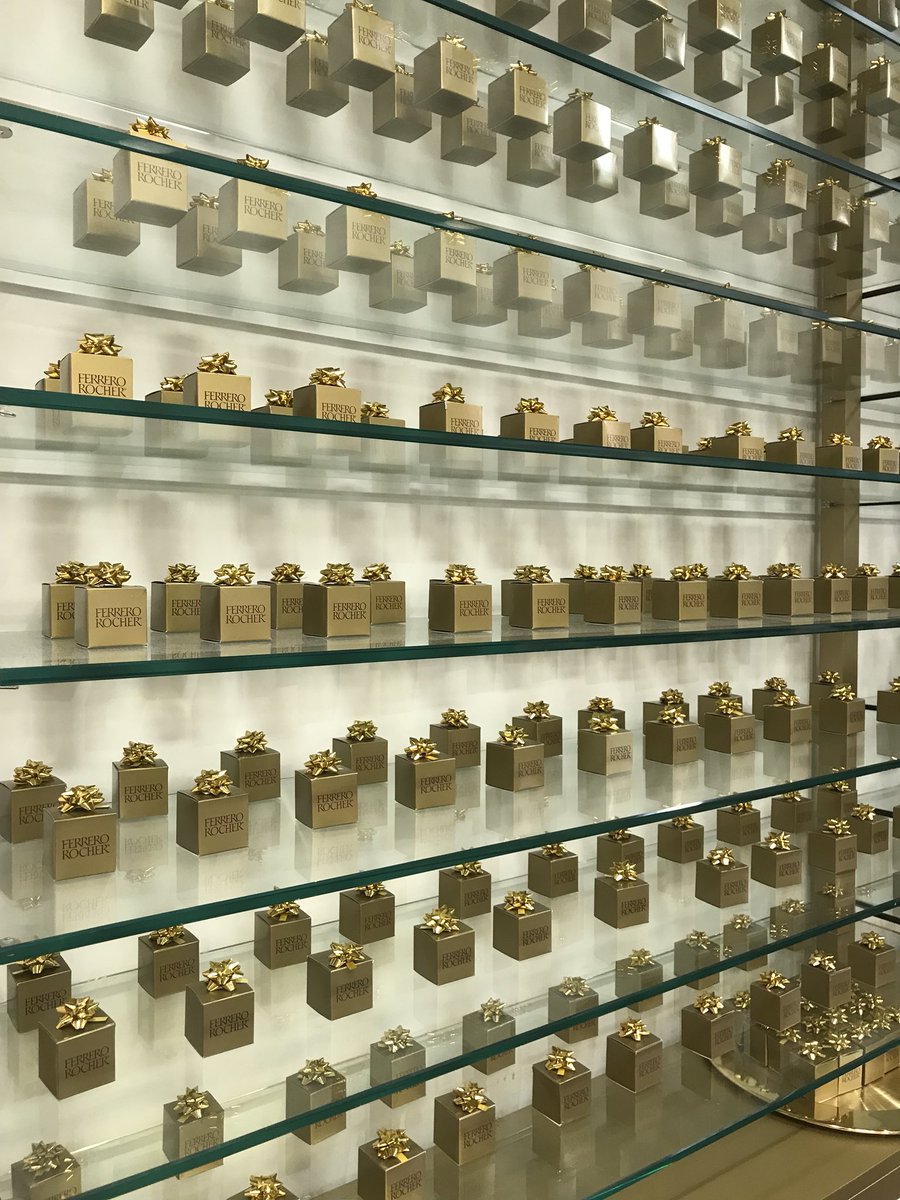 jlim19's tweet photo. Ferrero Rocher! #givethoughtfully https://t.co/iPVfhvRM3X