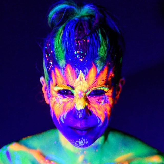 bodyartweekly's tweet photo. @baseorlando #blacklight #bodypaint #artshow by Brenda Parrish on @clothes_minded_91 https://t.co/NN9nNlp45P https://t.co/v4IATMxT3n