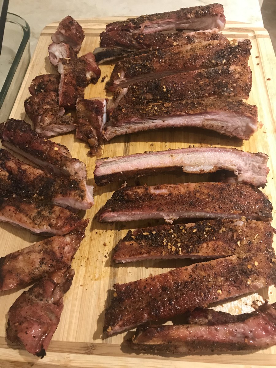 davebal4's tweet photo. Ribs on the @WeberGrills - perfect for Sunday football @MaverickCooking https://t.co/7J6pufJPFC
