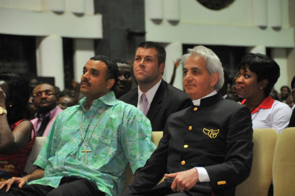 Happy birthday to a great general in the kingdom of God, Ps Benny Hinn. May God bless you. 