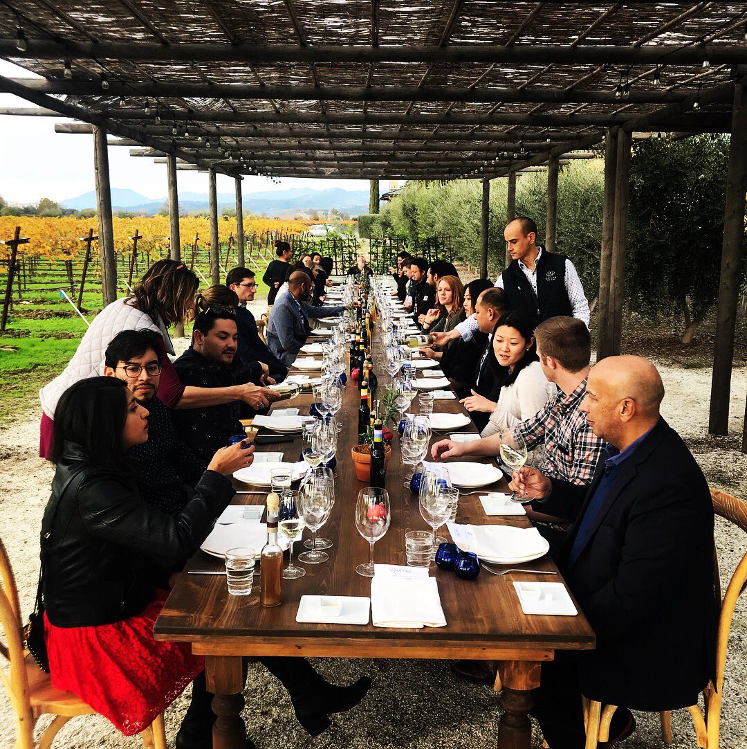 LindsayCasale's tweet photo. I had a blast with @SoFi members in #Napa yesterday at @RoundPond. Garden tour, olive oil tasting, 5-course meal. This is #whyisofi ππ·π₯ #dreamjob #sofisofun #winecountry #winenot https://t.co/Gcjkp0FoKH