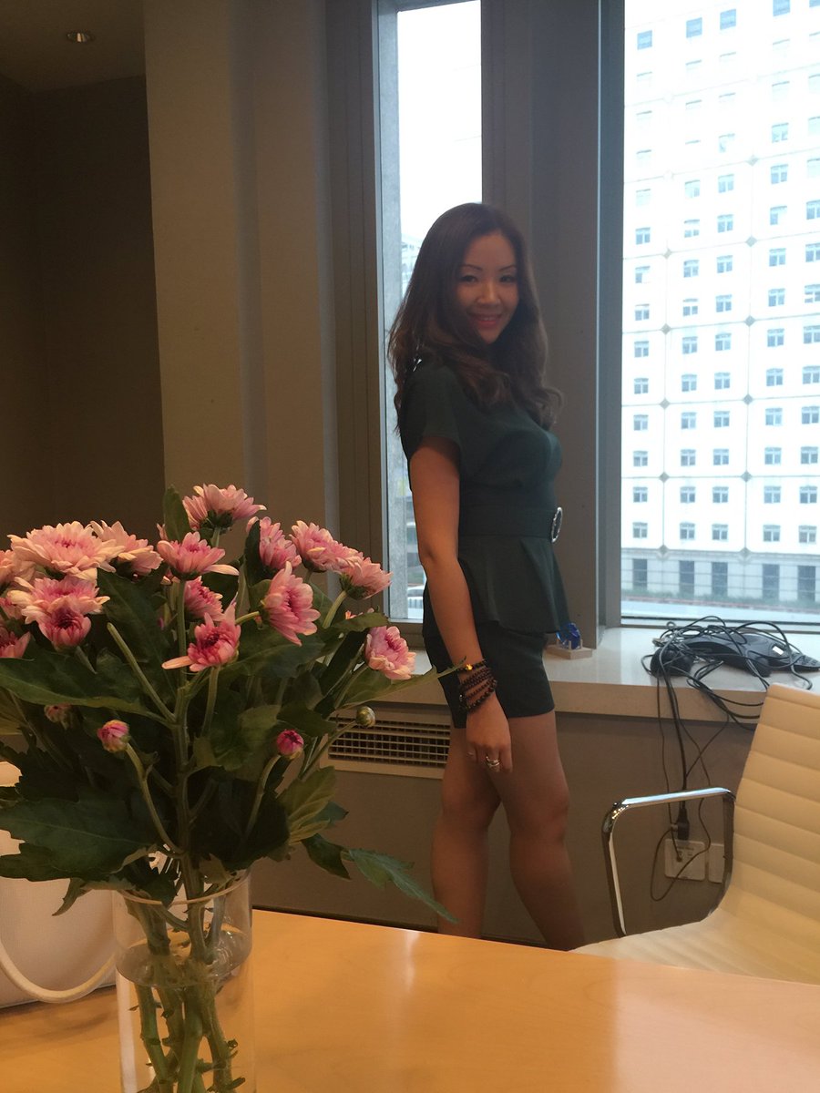 Official_Veline's tweet photo. Business Trip ShangHai https://t.co/J2KMZwMnQ5