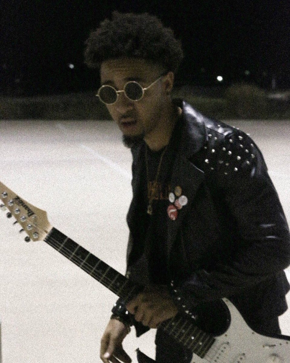 CanaanCadwell's tweet photo. Go get that #RapBlues 🎸🎸🎸 link in bio. 📸 x @KingJust1n https://t.co/U0yva8mJNK