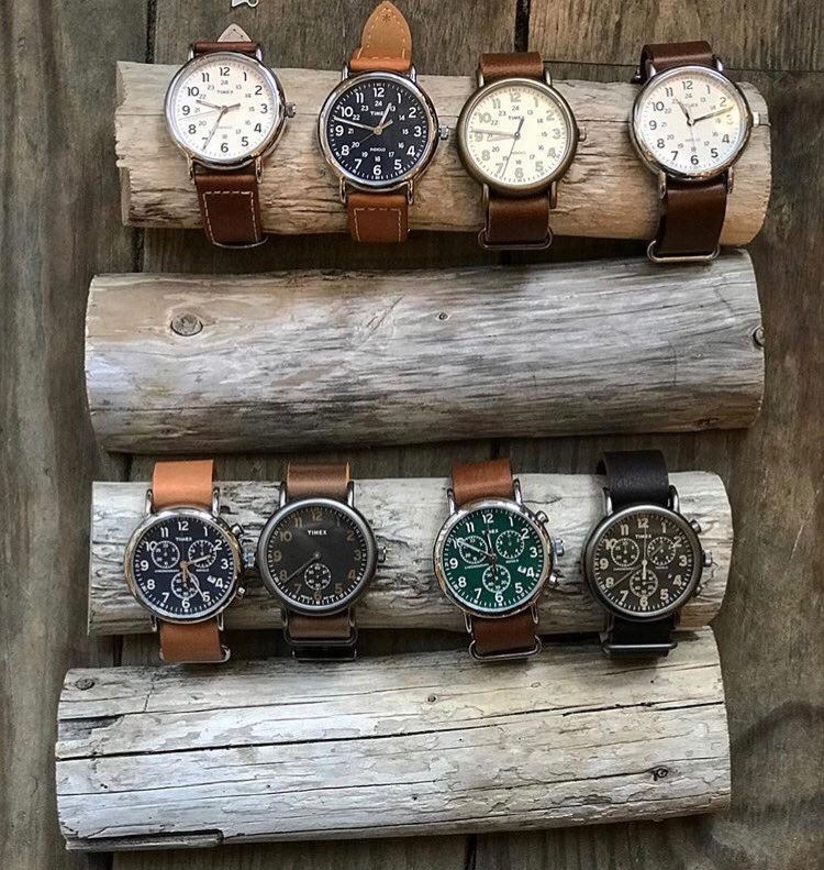 Time is running out...Take 25% off all Watches, Wallets and Bags online at saultne.com w/ promo code "itsinthebag" - this promo ends tonight. oh, and shipping is on us!!