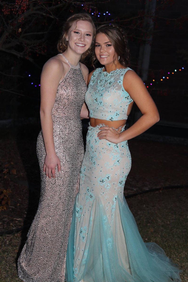 takky1610's tweet photo. @Lumberjack_Live #Formal2k17 https://t.co/WJWKxVCbaU