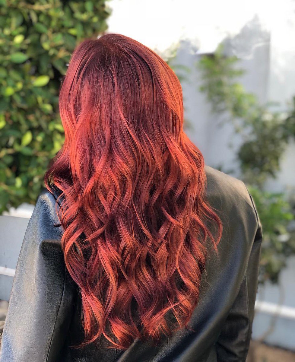 Wereldvenster priester Boer Wella USA on Twitter: "Fire up your winter look with this red hot 🔥 hair  color by @ashley_salon42. Get this #WellaWinter hair color for your clients  using Color Touch 6/45. #WellaHair https://t.co/OaQJBAaumm" /