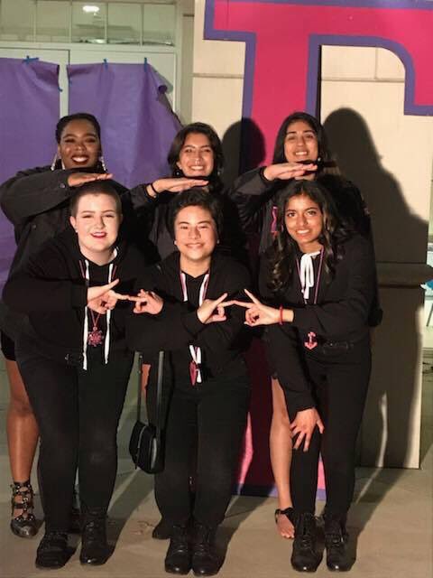 SMUGammas's tweet photo. Thanks to everyone who came to our new member presentation last night!SO excited for our new sisters! #180 Madison “Erzulie Dantor” Whitaker, #181 Andrea “Guadalupe” Del Angel and #182 Pooja “Shakti” Tewari WELCOME to Gammaland! 💖💜 #RhoAlpha #Fall2017 https://t.co/uzwBDs1lPW