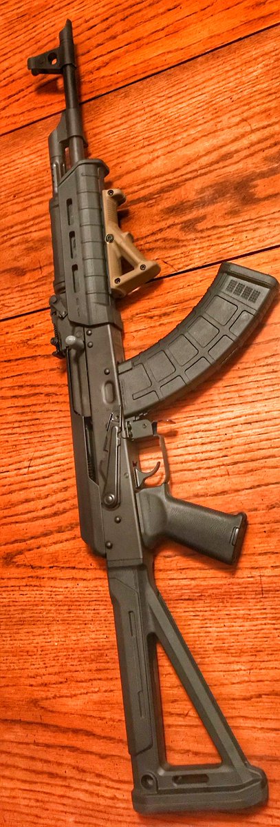 KYFirearmsNtwk's tweet photo. #ak47 #ras47 #centuryarms #rifle #blackrifle #kalashnikov #pewpew #2ndamendment #kentucky #pewpewandchill #pewpewlife #gun #firearm #gunsdaily #bangbang #boomboom #blackgunsmatter #blackriflesmatter #762x39 #762 #russian https://t.co/mpr1mbnY1b