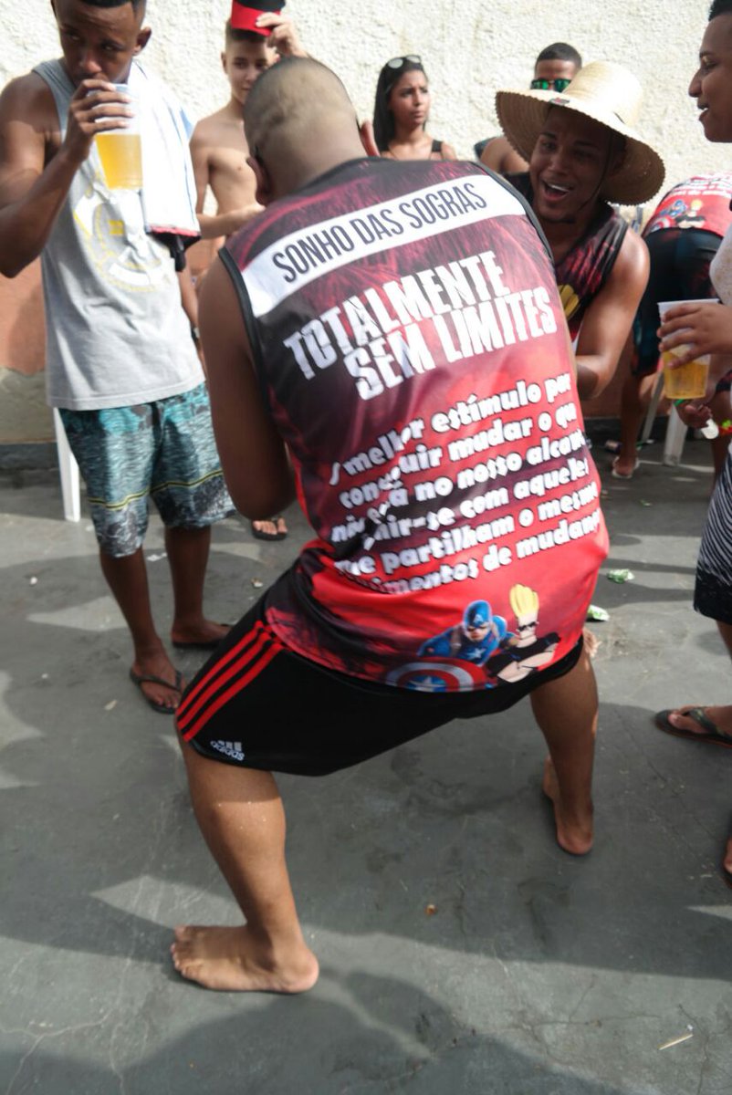 mentegool's tweet photo. Essa é a tropa do total putaria vai rolar, União já ta formada novinha então vem pra cá. Com a tropa dos sem limites por favor entra no clima.... ♫♪♫♪
#TOTALMENTESEMLIMITES
#ÔhSaudaaaade
#Quebraaaaaaa #DançaMaisQueOMichaelJackson https://t.co/PnyhJ3XaR3