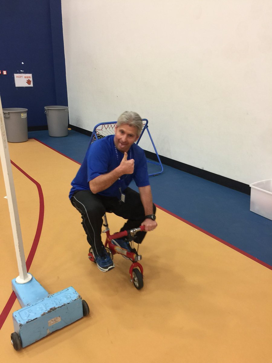 hillcaleb17's tweet photo. #MissionImpossible is coming... Christmas coming early for Grades 3-5 in UES #physed @ISBeijing ! #ESPE #physicalliteracy #challengePE  #learnISB @josieoreilly https://t.co/MAceDosR6G