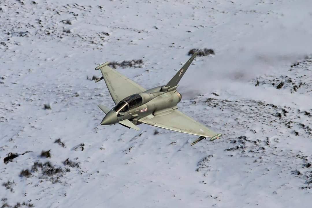 On the fourth day of CAHC Christmas - A Typhoon from 29 Squadron passing through the Mach Loop.

Image from Craig Sluman