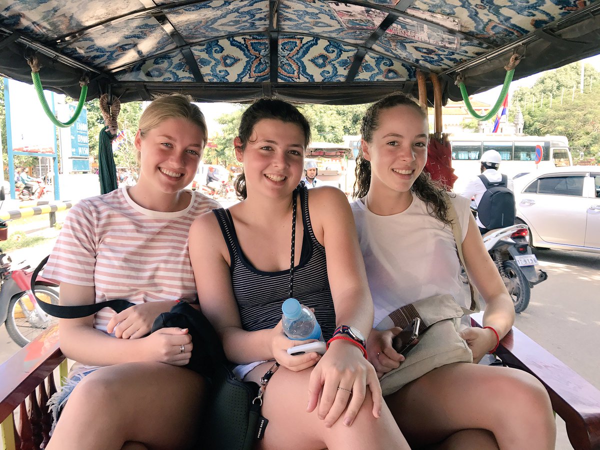 SallyCHill's tweet photo. Special morning price for this tuktuk ride to Pub Street #MGGSRunforFreedom2017 https://t.co/tatVCwpV9j