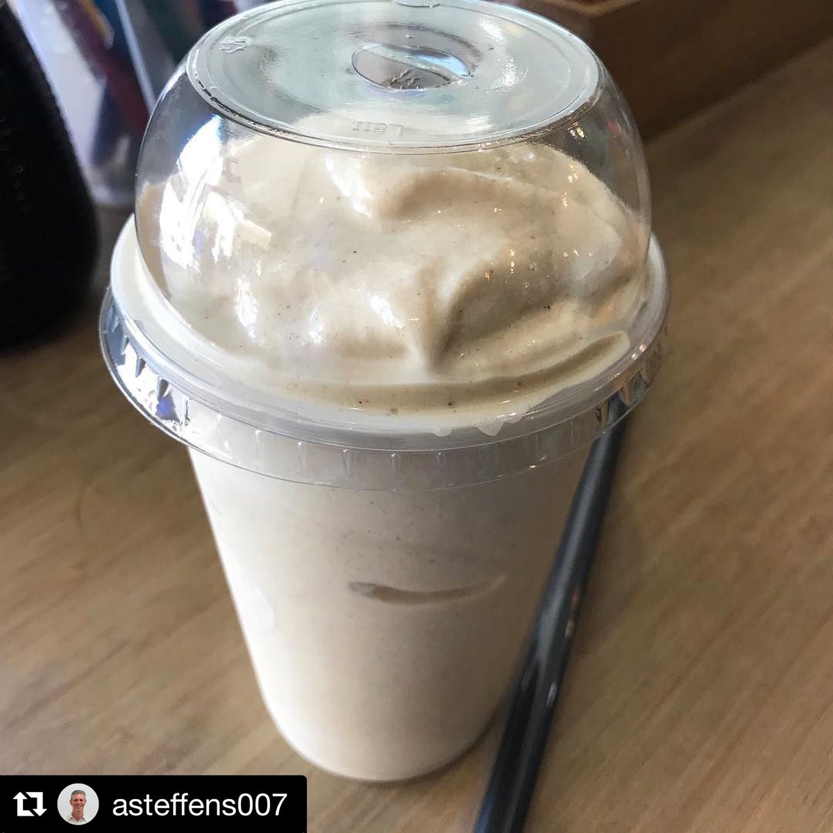 PulpKitchenSA's tweet photo. Definitely one of our favourites too! 😊🥜 #Repost
・・・
My favourite!  Peanut gallery... 😋 #smoothie #pulpkitchen #pulpgoodness https://t.co/9QyaGaWvGi