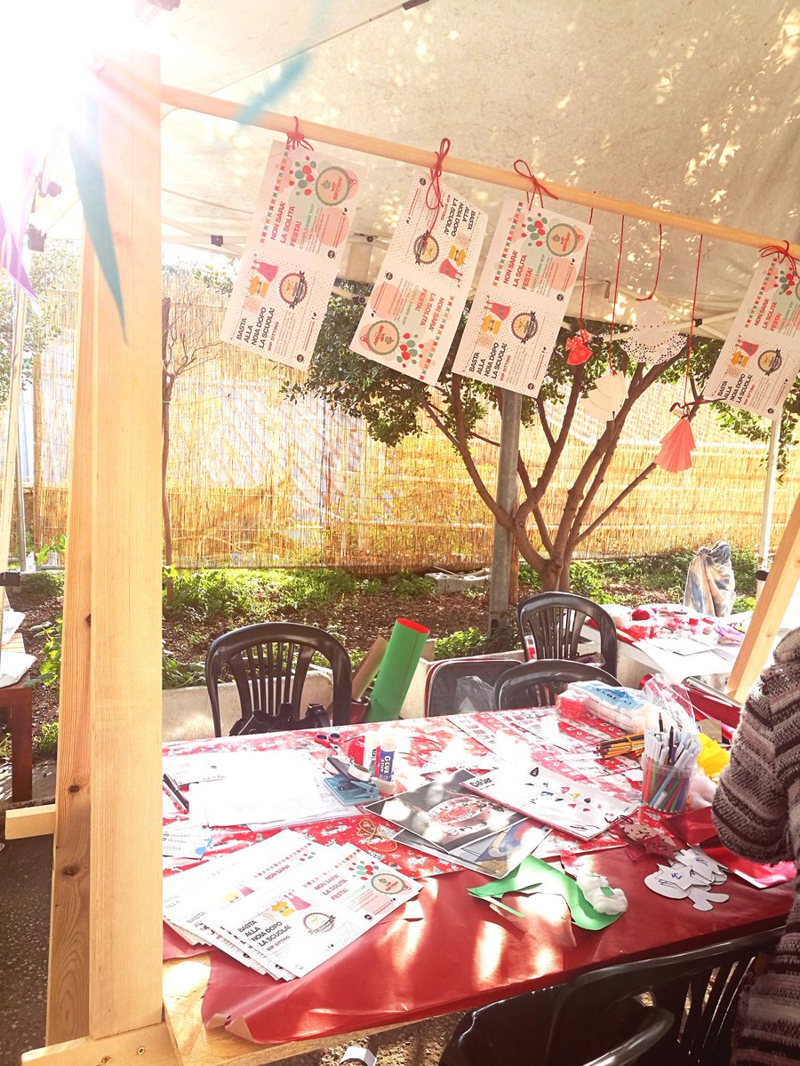 workinproject's tweet image. Una giornata bellissima all'insegna della #creatività. I laboratori WIP hanno riscaldat e allietato tanti #bambini! 
#vintagemarket #roma