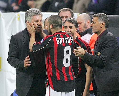 rossonerinewsid's tweet photo. Ini Nasehat Bijak Don Carlo Kepada Gennaro Gattuso https://t.co/MJXavmTxvF https://t.co/0uHw68wfU4