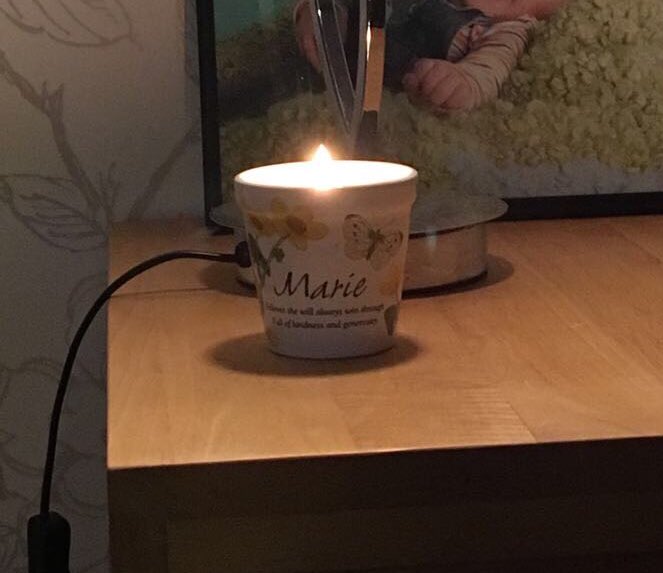 CHC_L2's tweet photo. Fab team effort and performance with a 3-1 win over @OldLoughtsHC. Goals from POM @farrar_ally, @saraheager and Holly Guy. POM prize a lovely tea light this week 😂😂. #greenlove https://t.co/qxaoZYL0Hc