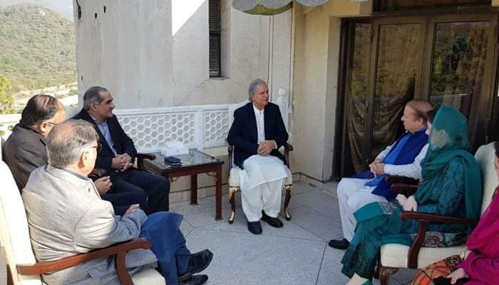 KhSaad_Rafique's tweet photo. At Punjab House https://t.co/eQerPkocNV