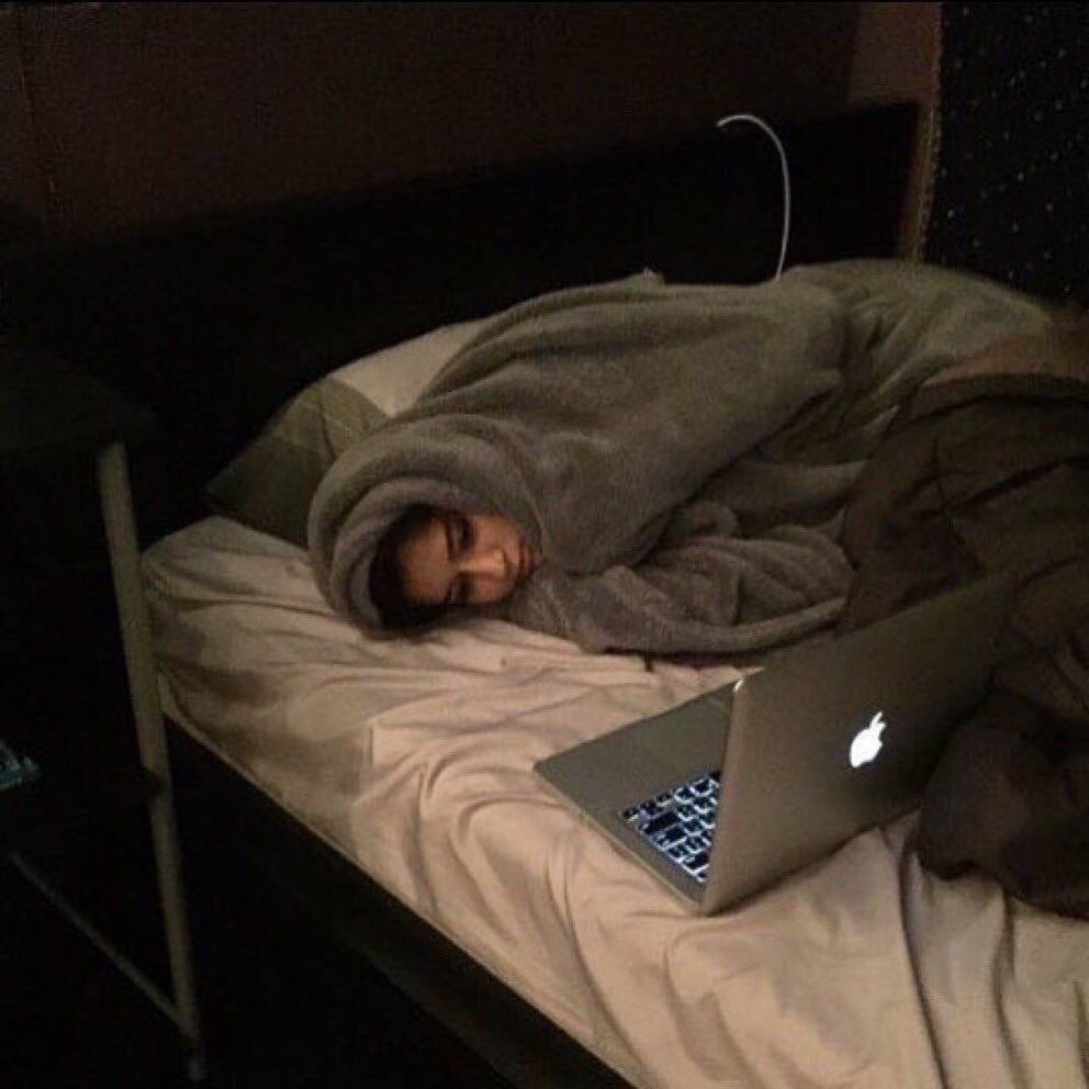 JamesPaulGee_'s tweet photo. Friend: wanna hang? Me: nah i’m watching videos on World of Warcraft https://t.co/2LrtOtbLAJ