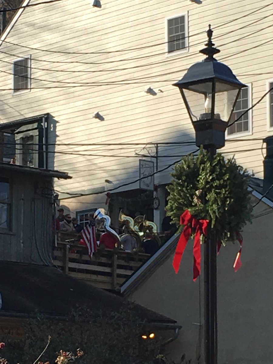 Handleyband's tweet photo. Harpers Ferry... history. Sobering to think of the ground we walked with tubas on a beautiful warm comfortable December day. So many great men and women have walked these streets. Humbling. https://t.co/SIz3MUQLqk