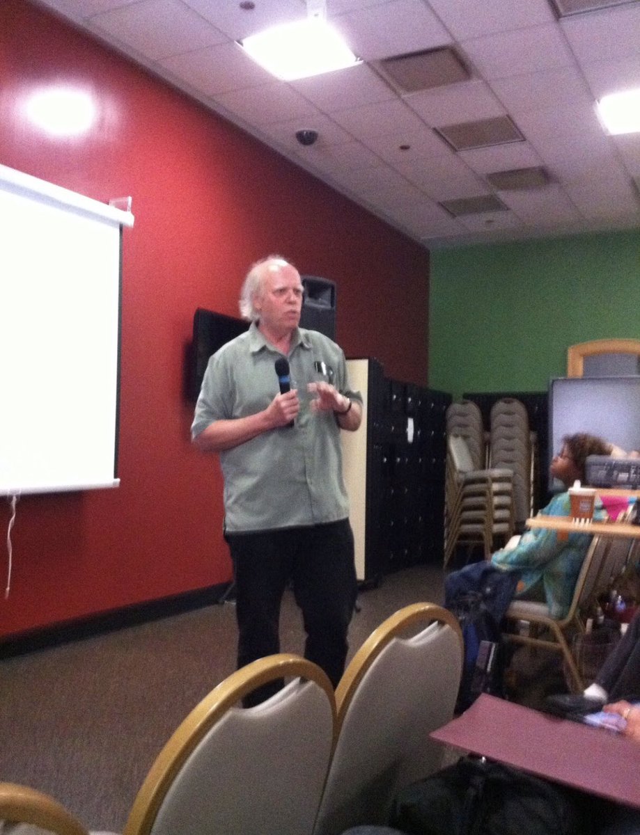 JamesPaulGee_'s tweet photo. A little picture of me speaking about achievement gaps at Arizona University https://t.co/V8NIRqWmdF