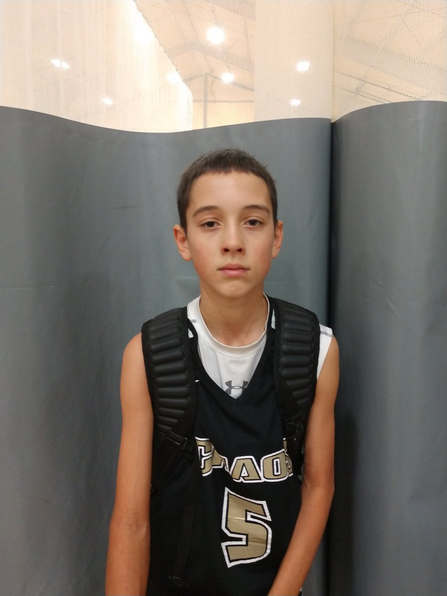 OKHoopsEvents's tweet image. Chaos 2023 played up in the 8th Grade division and turned heads.  A complete roster with 2 role players in Parker Fredrickson a sweet shooting wing and Ricky Hatch a Swiss army knife work horse played key roles in their run to the finals.