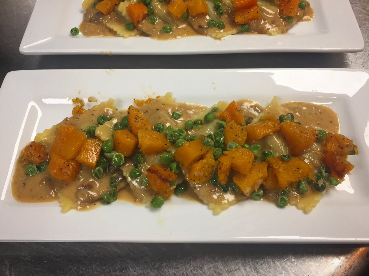 SanMarcoBuffalo's tweet photo. Short rib ravioli with roasted butternut squash and peas! #yum #buffaloeats #dininginbuffalo https://t.co/Tp5yUQqQrF