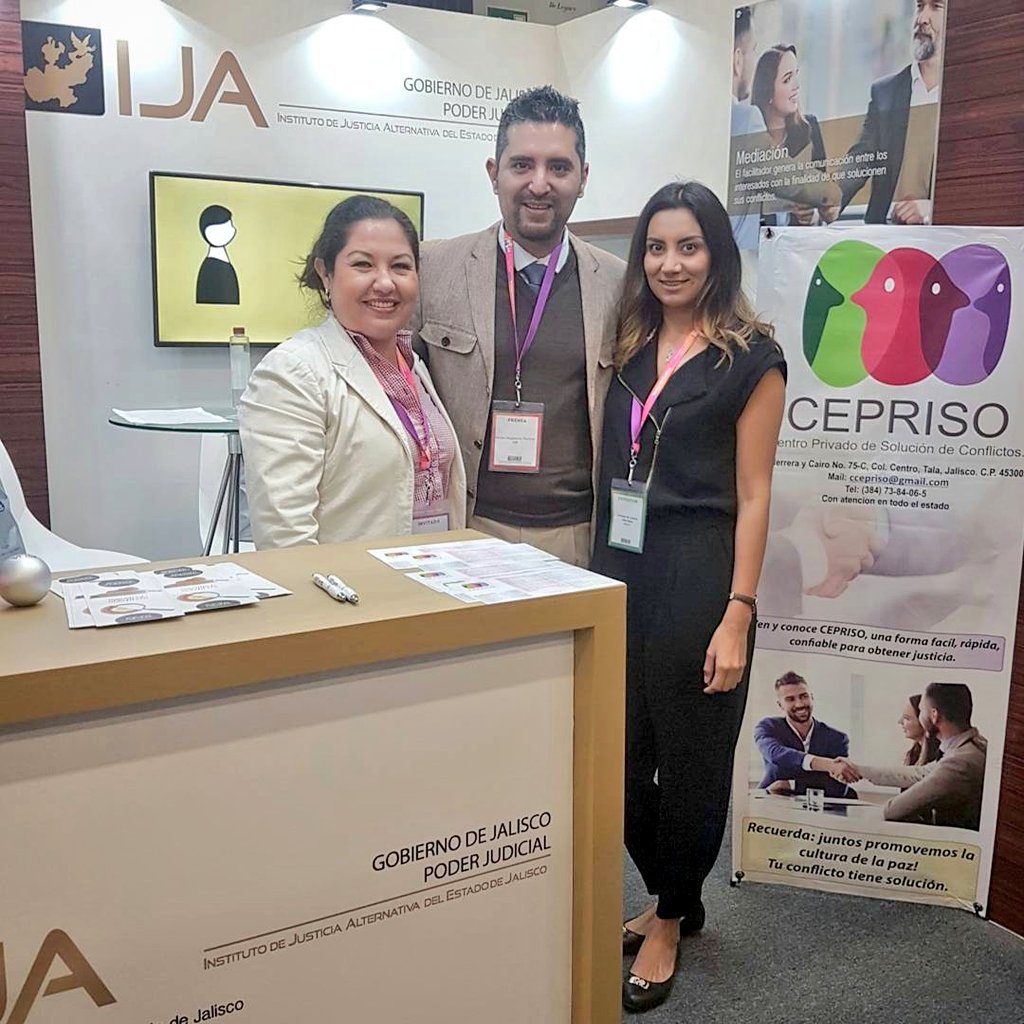 HAEmiliano's tweet photo. @FILGuadalajara @Marisolschulz @IJA_Jalisco @jaramos01 @supremotribjal Agradezco la activa participación de los Centros Privados de Mediación y Conciliación de Conflictos en la Difusión de la #JusticiaAlternativa trabajo en equipo en beneficio de #CulturaDeLaPaz #FILGuadalajara31 https://t.co/U7opTgsAaW