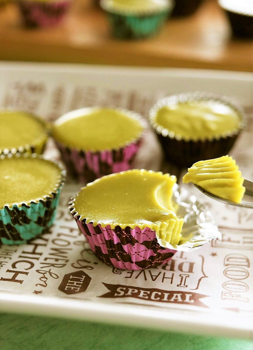 京の乾物屋 山城屋の乾物キッチン على تويتر 生きな粉チョコ寒天 冷やしてもカチコチにならない クリーミーな生チョコ寒天 宇治抹茶入り京きな粉とホワイトチョコで作りました 作り方 T Co 5zqke0z9by お菓子 生チョコ チョコレート