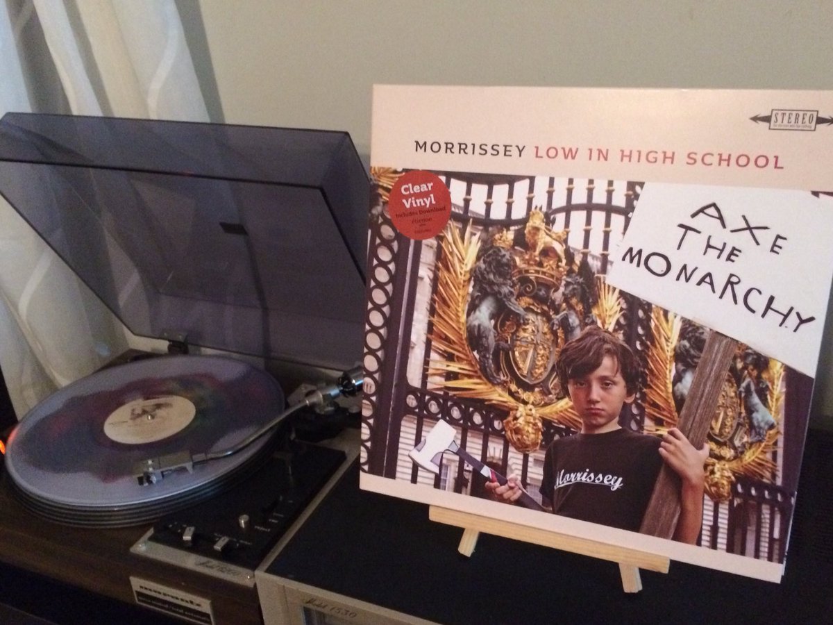 My80sSingles's tweet photo. I��m not a Morrissey fanatic but I’ll admit this is a contender for album of the year for me. #NowPlaying Morrissey - Low in High School https://t.co/5NydRdVkeg