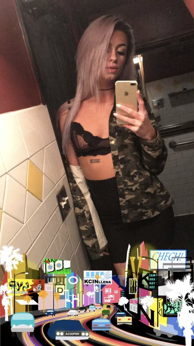 Nip Slip 😜 https://t.co/9bo7HCZK4P<a href="/tag/newprofilepic"class="tags"><span>#newprofilepic</span></a>