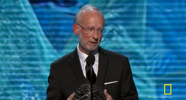 DrDudenbostel's tweet photo. Don W. Cleveland receives #BreakthroughPrize for #research @SDSU @HuntingtonsD @Huntingtonsdis1.... thanking his wife for making it possible!!!
https://t.co/y6VBxAG4m6
👏👏👏 https://t.co/X9Nlbf0FaI